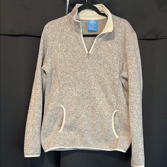 Charles River apparel women’s Gray Quarter-Zip Sweater size L - Picture 1 of 3